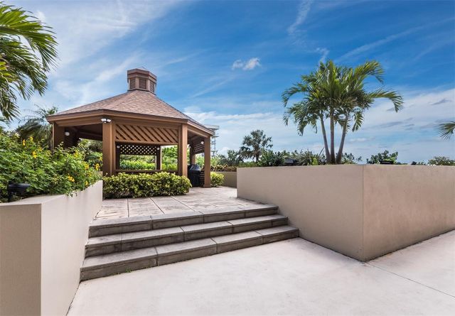 1211 GULF OF MEXICO DRIVE 109, Longboat Key, FL 34228