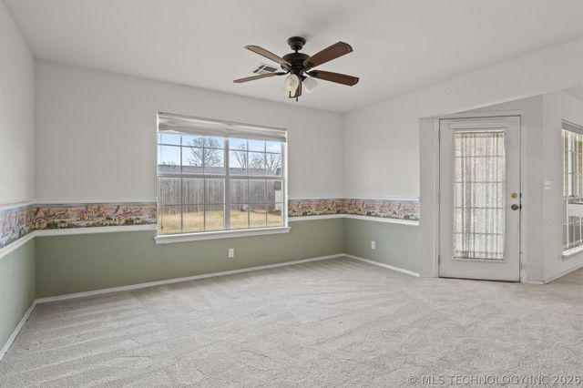 8515 N 102ND East Avenue, Owasso, OK 74055