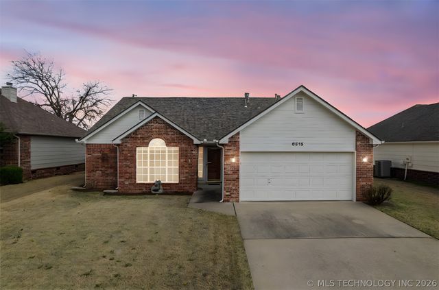8515 N 102ND East Avenue, Owasso, OK 74055