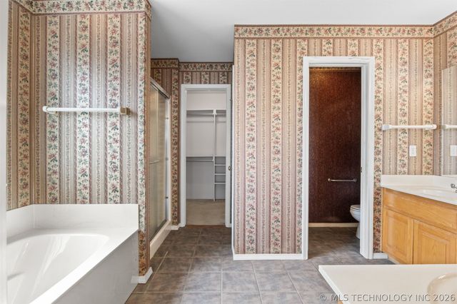 8515 N 102ND East Avenue, Owasso, OK 74055