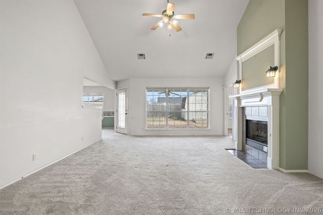 8515 N 102ND East Avenue, Owasso, OK 74055