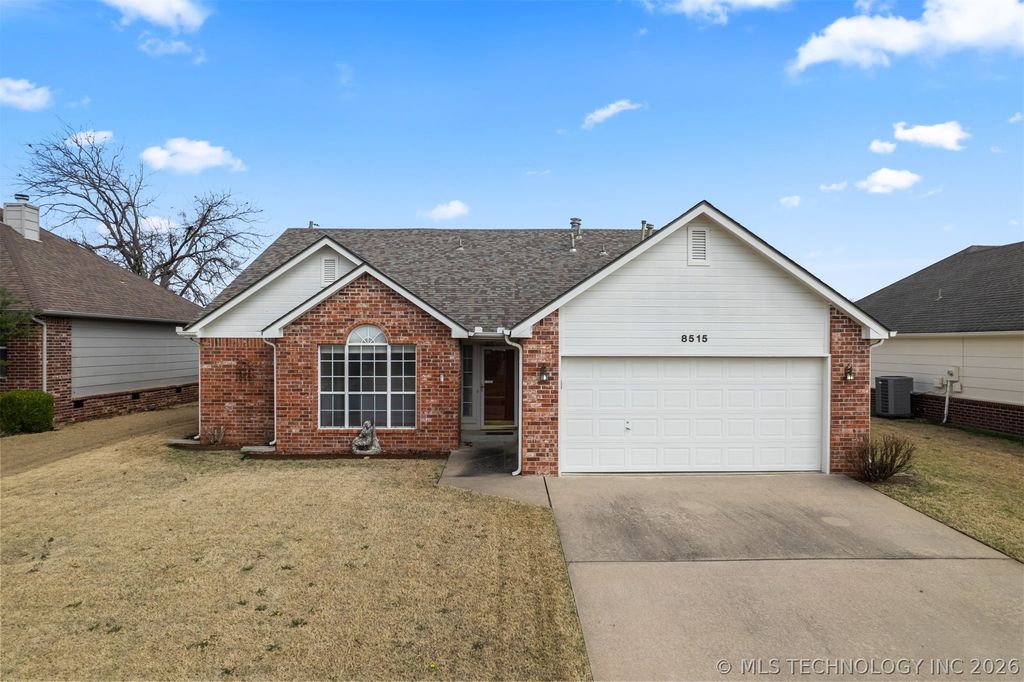 8515 N 102ND East Avenue, Owasso, OK 74055