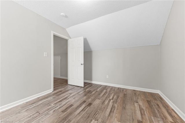 5525 Moravian Heights Lane, Clemmons, NC 27012