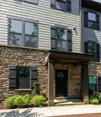 29 Rollins Avenue, Greenville, SC 29607