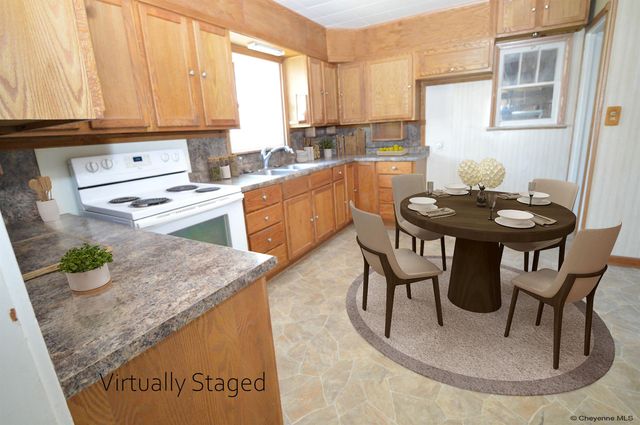 2142 W C ST, Torrington, WY 82240