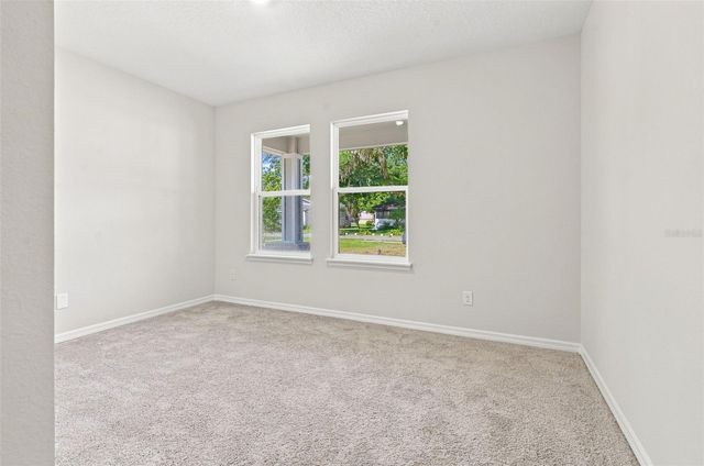 809 S LOCUST AVENUE, Sanford, FL 32771