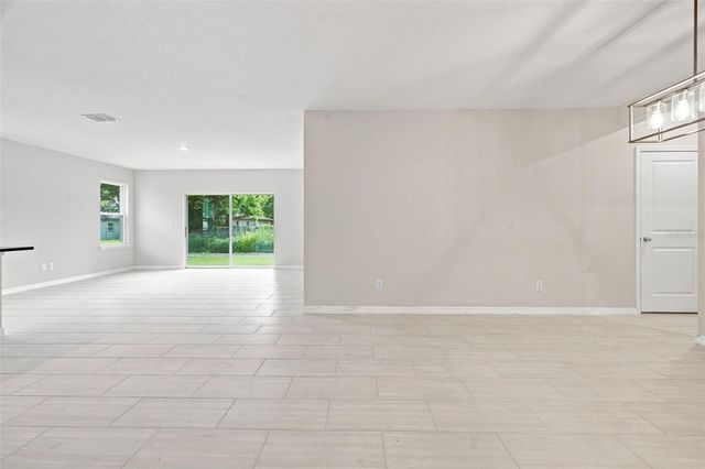 809 S LOCUST AVENUE, Sanford, FL 32771