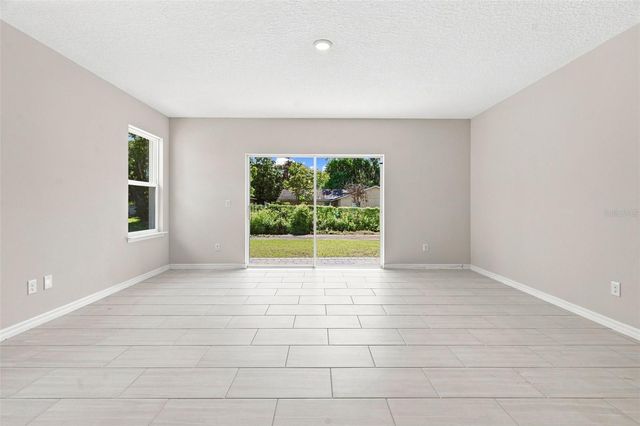 809 S LOCUST AVENUE, Sanford, FL 32771