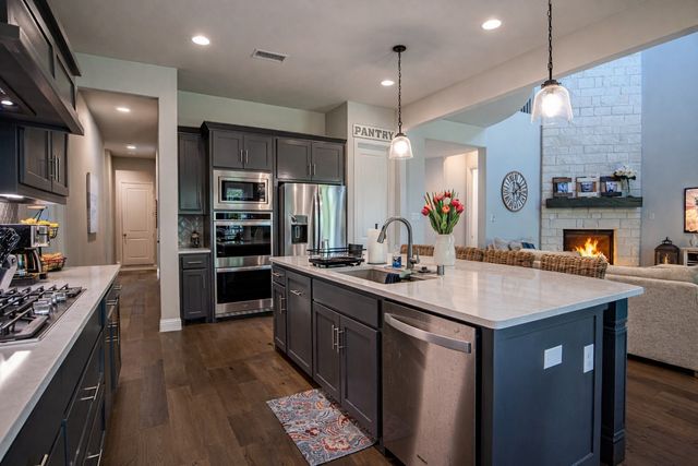 620 Singing Water Drive, Rockwall, TX 75087