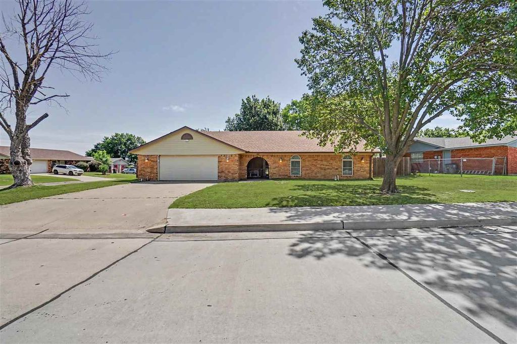 2627 NW 78th, Lawton, OK 73505