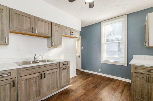 73 Hayden Avenue, Columbus, OH 43222