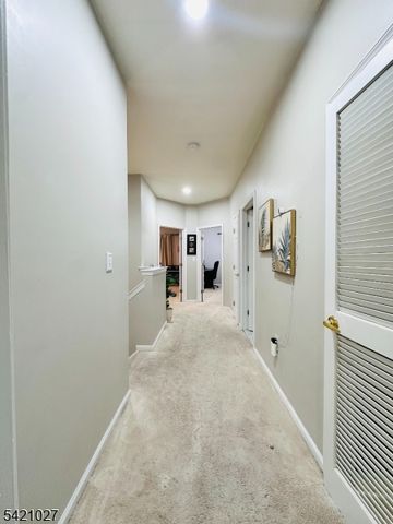 32 Windsor Dr, Lincoln Park Boro, NJ 07035