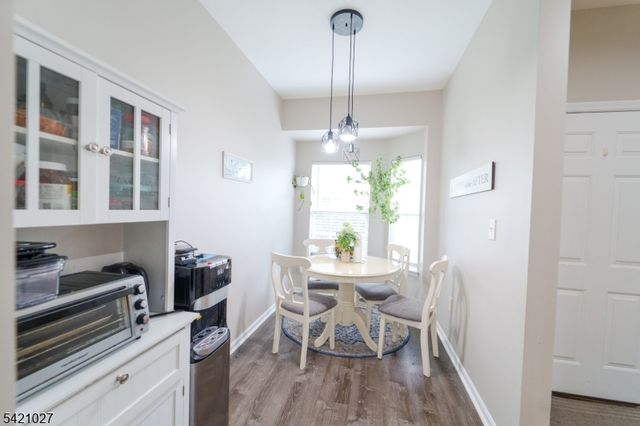 32 Windsor Dr, Lincoln Park Boro, NJ 07035