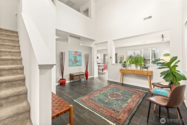 27366 215th Place SE, Maple Valley, WA 98038