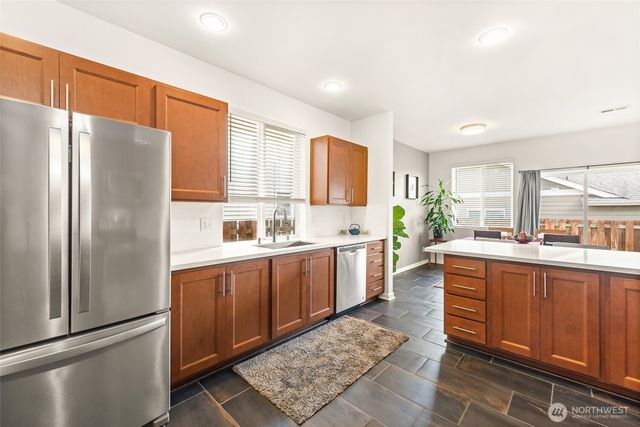 27366 215th Place SE, Maple Valley, WA 98038