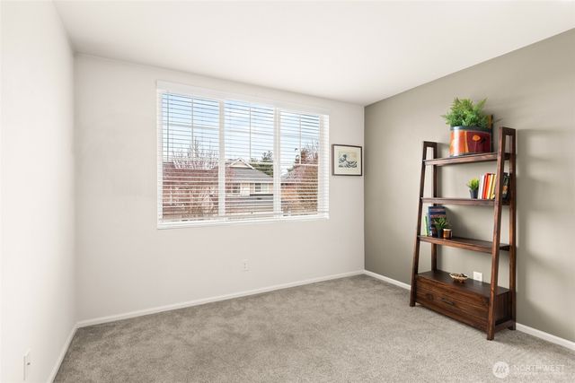 27366 215th Place SE, Maple Valley, WA 98038