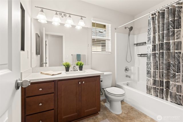 27366 215th Place SE, Maple Valley, WA 98038