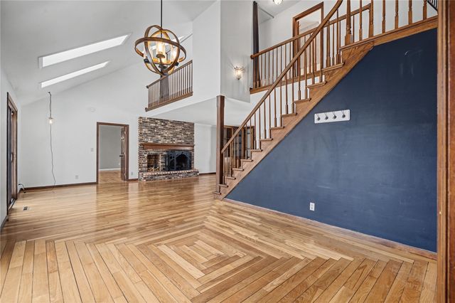 394 East Post Rd SE, Cedar Rapids, IA 52403