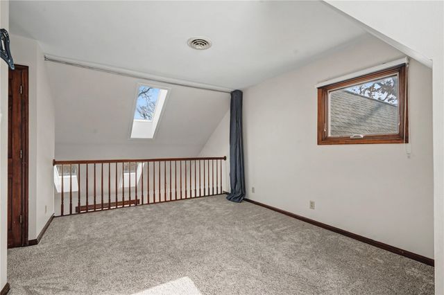 394 East Post Rd SE, Cedar Rapids, IA 52403