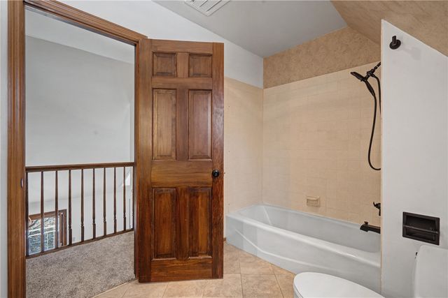 394 East Post Rd SE, Cedar Rapids, IA 52403