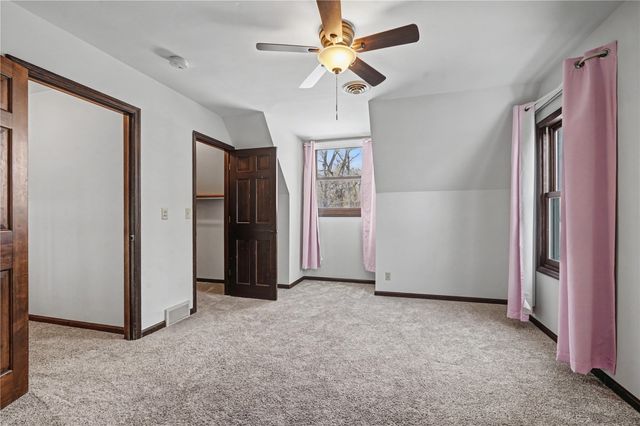 394 East Post Rd SE, Cedar Rapids, IA 52403