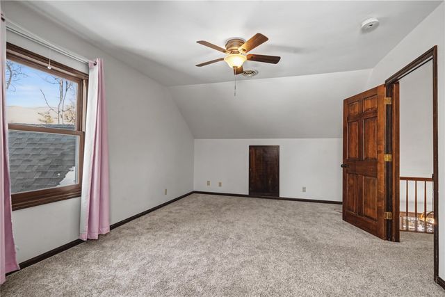 394 East Post Rd SE, Cedar Rapids, IA 52403