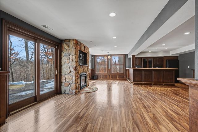 394 East Post Rd SE, Cedar Rapids, IA 52403