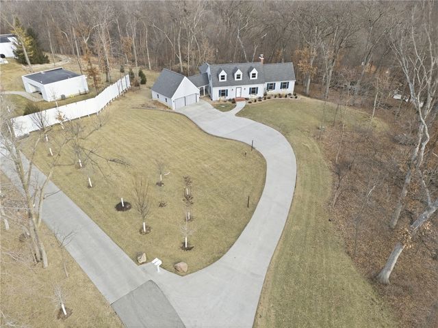 394 East Post Rd SE, Cedar Rapids, IA 52403