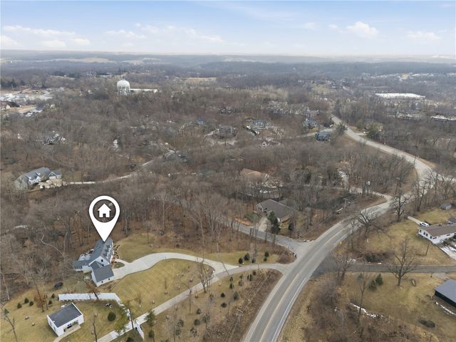 394 East Post Rd SE, Cedar Rapids, IA 52403