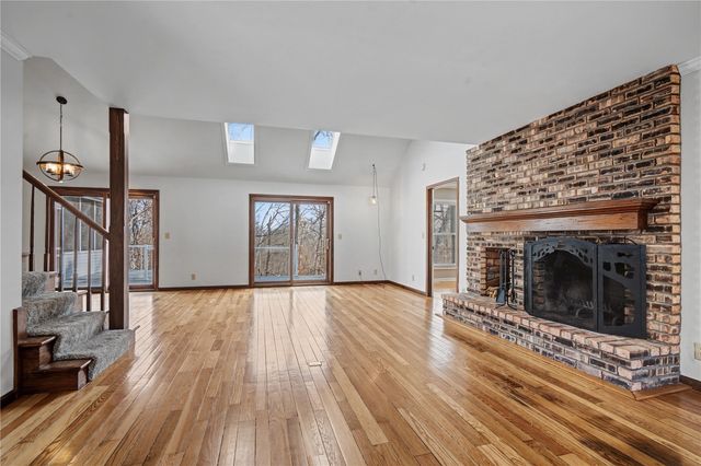 394 East Post Rd SE, Cedar Rapids, IA 52403