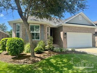 10027 Pandion Trl, Pensacola, FL 32507