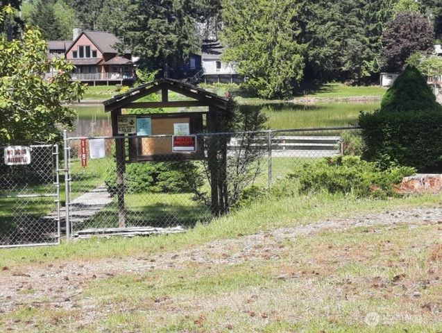 5011 E Rasor Road, Belfair, WA 98528