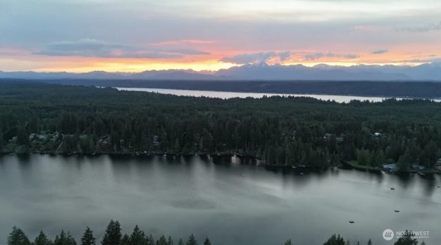 5011 E Rasor Road, Belfair, WA 98528