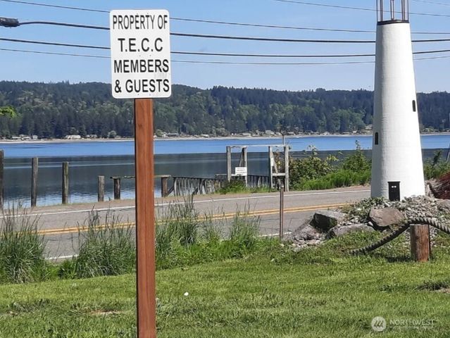 5011 E Rasor Road, Belfair, WA 98528