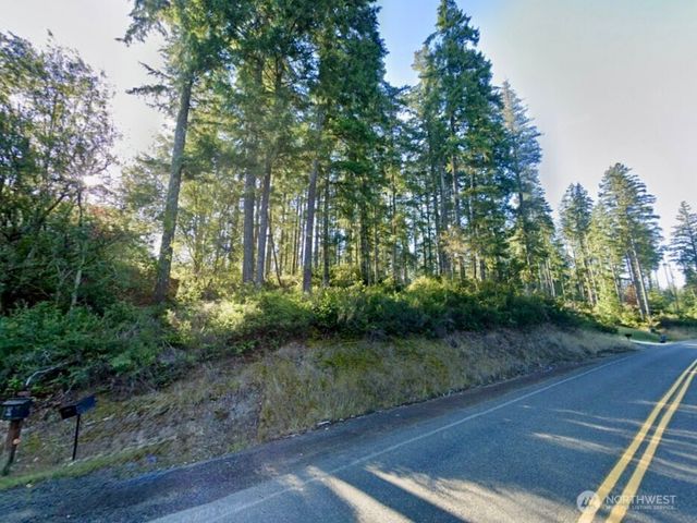 5011 E Rasor Road, Belfair, WA 98528