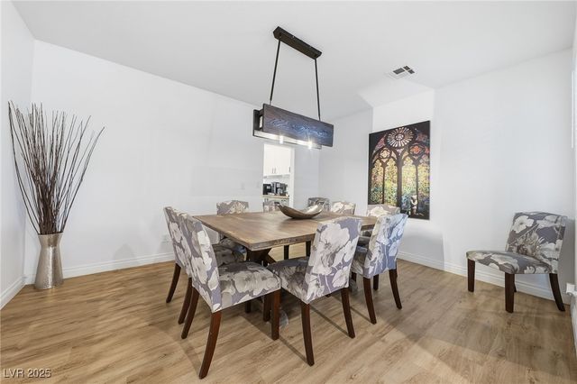 726 Canary Wharf Drive, Las Vegas, NV 89178