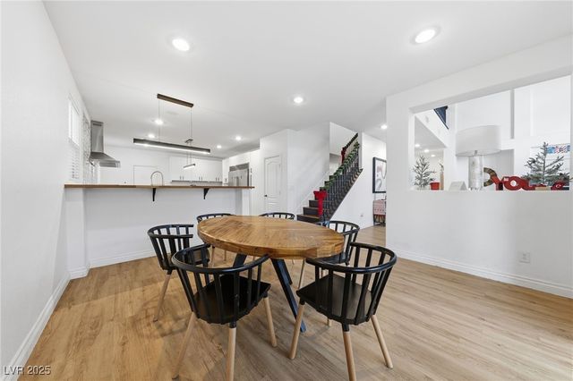 726 Canary Wharf Drive, Las Vegas, NV 89178