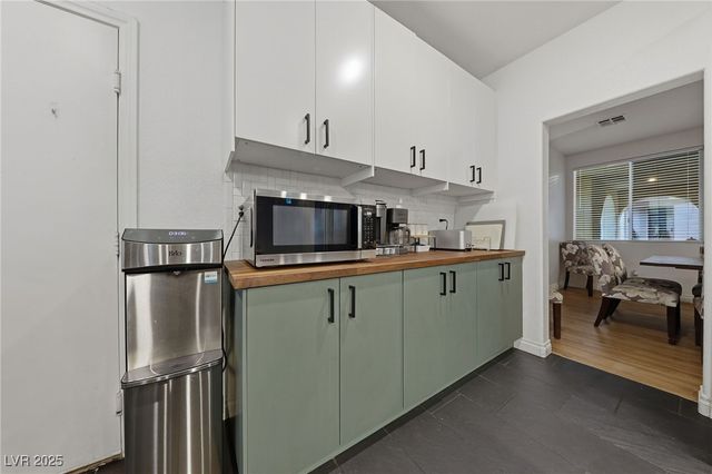 726 Canary Wharf Drive, Las Vegas, NV 89178