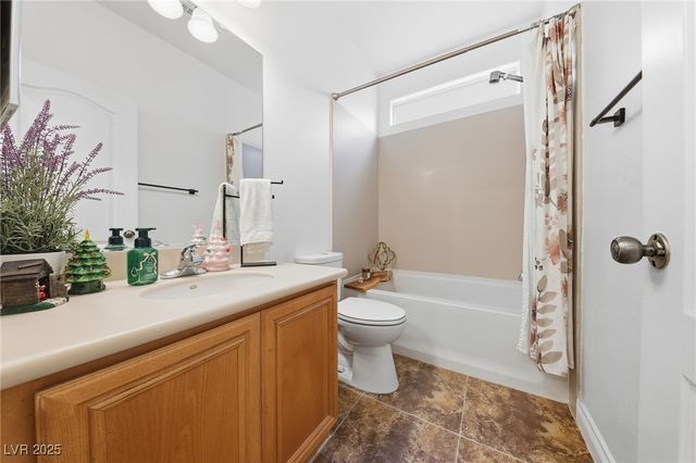 726 Canary Wharf Drive, Las Vegas, NV 89178