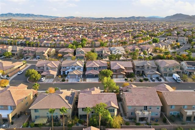 726 Canary Wharf Drive, Las Vegas, NV 89178