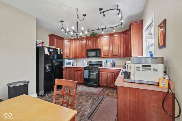 1163 King Maple Drive, Greenfield, IN 46140