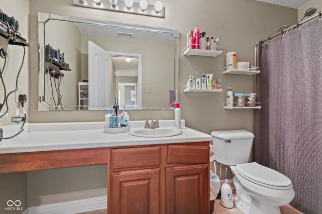 1163 King Maple Drive, Greenfield, IN 46140