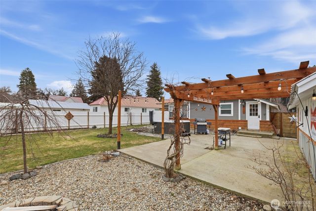 814 Cleveland Avenue, South Cle Elum, WA 98943