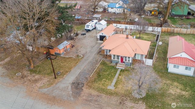 814 Cleveland Avenue, South Cle Elum, WA 98943