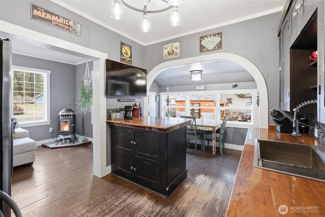 814 Cleveland Avenue, South Cle Elum, WA 98943