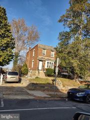 325 W MANHEIM ST, Philadelphia, PA 19144