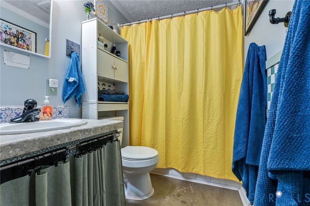 730 SW 5th St, Charlottesville, VA 22902