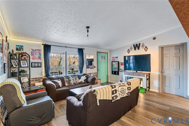 730 SW 5th St, Charlottesville, VA 22902