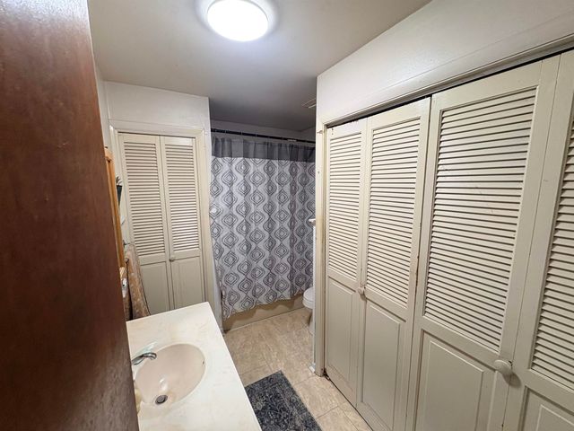 33 Private Dr 5713 St Rt 243, Ironton, OH 45638