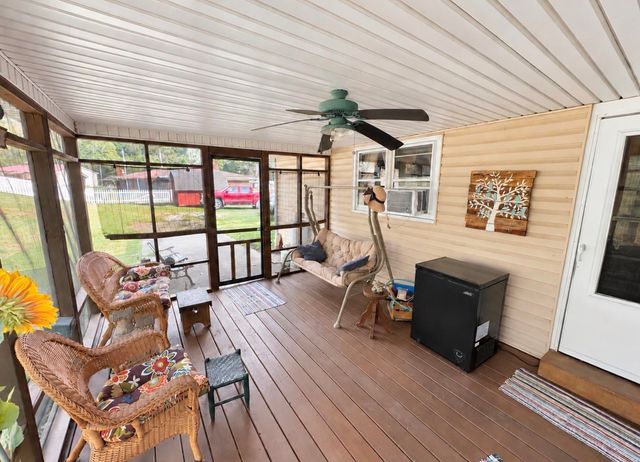 33 Private Dr 5713 St Rt 243, Ironton, OH 45638